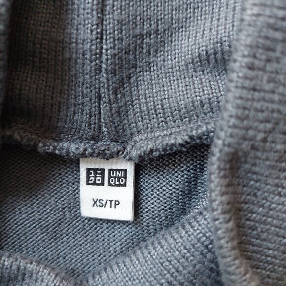 Uniqlo Tunic Knit Dress, Grey Size Oversized XS - Picture 4 of 8
